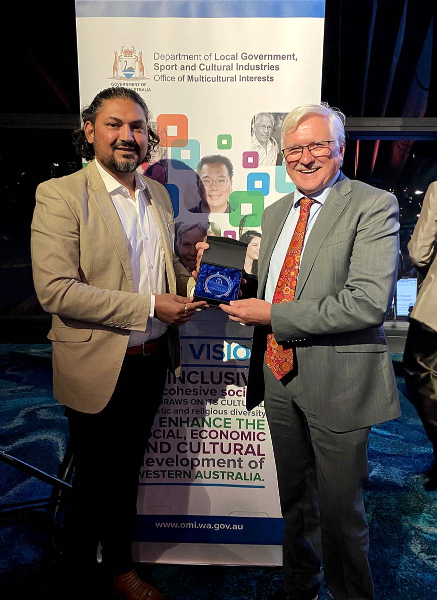 Nilesh Makwana and Duncan Ord OAM at the OMI awards 2021